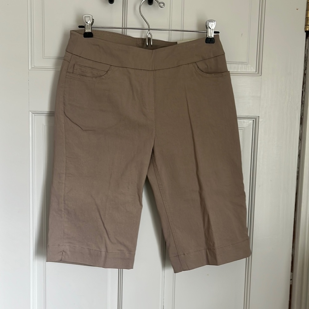 Slim-sation Walking Shorts size 4
